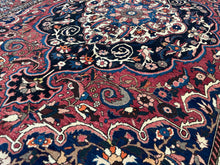 Carica l&#39;immagine nel visualizzatore di Gallery, Iyla - Vintage Baktiar Carpet
