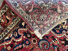 Загрузить изображение в средство просмотра галереи, Iyla - Vintage Baktiar Carpet
