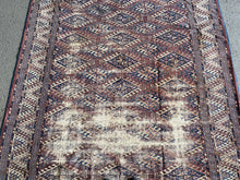 Загрузить изображение в средство просмотра галереи, Caroline - Antique Turkoman Yamut Carpet
