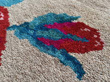 Charger l&#39;image dans la galerie, Aisling - New Moshiri Rug
