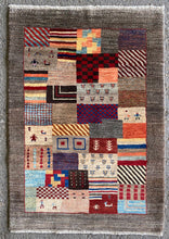 Carica l&#39;immagine nel visualizzatore di Gallery, Carol - New Abstract Qashqai Gabbeh Rug
