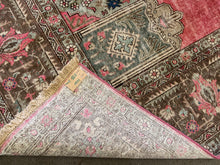 Carregar imagem no visualizador da galeria, Sorrel - Large Vintage Tabriz Carpet
