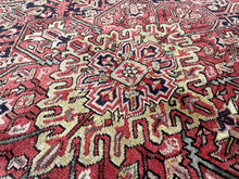 Charger l&#39;image dans la galerie, Marco - Large Vintage Heriz Carpet
