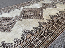 Load image into Gallery viewer, Florence - New Gabbeh Rug
