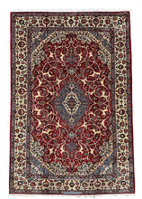 画像をギャラリービューアに読み込む, Martinez - Fine Isfahan Carpet Signed
