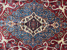 将图片加载到图库查看器，Martinez - Fine Isfahan Carpet Signed
