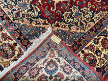 将图片加载到图库查看器，Martinez - Fine Isfahan Carpet Signed
