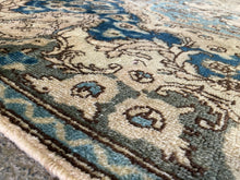 将图片加载到图库查看器，Leo - Vintage Kirman Carpet
