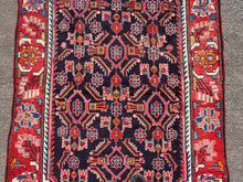 Carregar imagem no visualizador da galeria, Ascot - Vintage Karadja Rug
