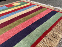 Carica l&#39;immagine nel visualizzatore di Gallery, Elsie - New Moshiri Stripe Persian Rug
