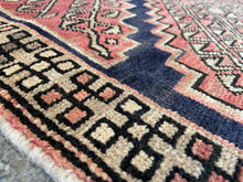 Carregar imagem no visualizador da galeria, Riccardo - Vintage Caucasian Kazak Runner
