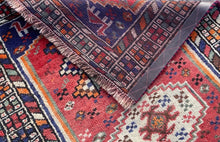 画像をギャラリービューアに読み込む, Harper - Vintage Tribal Qashqai Rug
