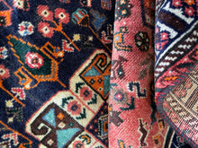 Carica l&#39;immagine nel visualizzatore di Gallery, Alessandro - Vintage Tribal Qashqai Rug
