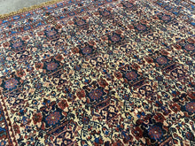 画像をギャラリービューアに読み込む, Copper - Gorgeous Antique Abadeh Rug
