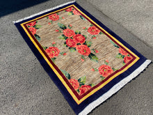 Load image into Gallery viewer, Ansley - New Gol Farang Moshiri Qashqai Rug
