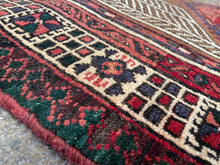 Charger l&#39;image dans la galerie, Alessio - Vintage Caucasian Sarab Runner
