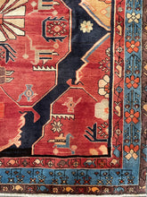 Carica l&#39;immagine nel visualizzatore di Gallery, Giulio - Vintage Caucasian Rug
