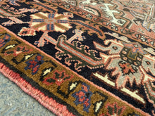 Carregar imagem no visualizador da galeria, Flavio - Vintage Heriz Carpet
