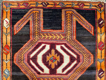 Charger l&#39;image dans la galerie, Sofia - Vintage Caucasian Kazak Runner
