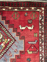 Lade das Bild in den Galerie-Viewer, Greta - Vintage Caucasian Rug
