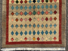 Cargar imagen en el visor de la galería, Brittany - Attractive Argyle Qashqai  Lori Rug
