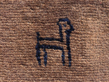 Cargar imagen en el visor de la galería, Annabel - Contemporary Qashqai Gabbeh Rug
