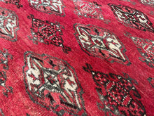 Charger l&#39;image dans la galerie, Kara - Vintage Turkmen Tekke Rug
