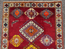 Lade das Bild in den Galerie-Viewer, Blythe - Qashqai Wool Peacock Rug
