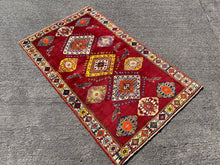 Load image into Gallery viewer, Blythe - Qashqai Wool Peacock Rug
