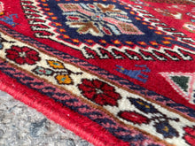 Lade das Bild in den Galerie-Viewer, Rico - Vintage Tribal Qashqai Rug
