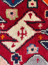 Cargar imagen en el visor de la galería, Tiago - Vintage Tribal Qashqai Bird Rug
