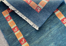 Carregar imagem no visualizador da galeria, Fabiana - New Persian Gabbeh Rug
