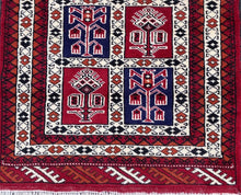 Carica l&#39;immagine nel visualizzatore di Gallery, Edward - New Tekke Turkoman Rug
