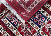 Carica l&#39;immagine nel visualizzatore di Gallery, Edward - New Tekke Turkoman Rug
