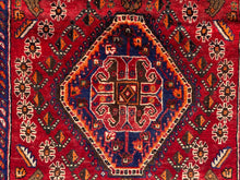 Lade das Bild in den Galerie-Viewer, Devon - Vintage Qashqai Rug
