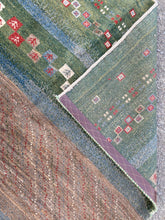 Lade das Bild in den Galerie-Viewer, Ginevra - Contemporary Persian Gabbeh Carpet
