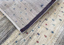 Cargar imagen en el visor de la galería, Donny - New Abstract Persian Gabbeh Rug. High Knot Count
