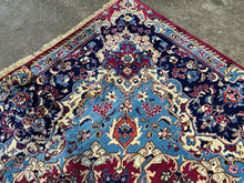 Carica l&#39;immagine nel visualizzatore di Gallery, Chelsea - Royal Kerman Carpet Signed
