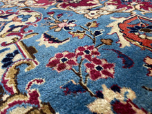 画像をギャラリービューアに読み込む, Chelsea - Royal Kerman Carpet Signed
