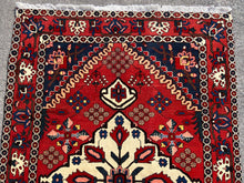 Charger l&#39;image dans la galerie, Florence - Vintage Malayer Rug
