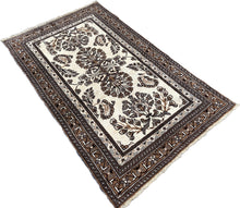 Load image into Gallery viewer, Edric - Vintage Qashqai Rug
