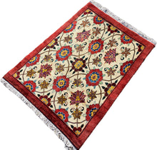 Load image into Gallery viewer, Eliza - New Persian Large Flower head Rug
