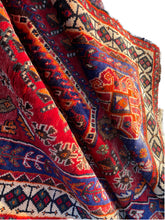 Carregar imagem no visualizador da galeria, Devon - Vintage Qashqai Rug
