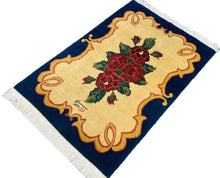 Lade das Bild in den Galerie-Viewer, Edina - New Moshiri Rose Bouquet Persian Rug
